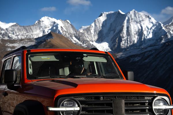 北京天华神州行汽车租赁有限公司