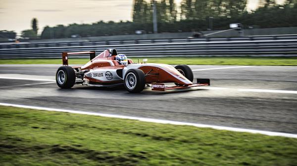 北京鑫启航汽车租赁有限公司