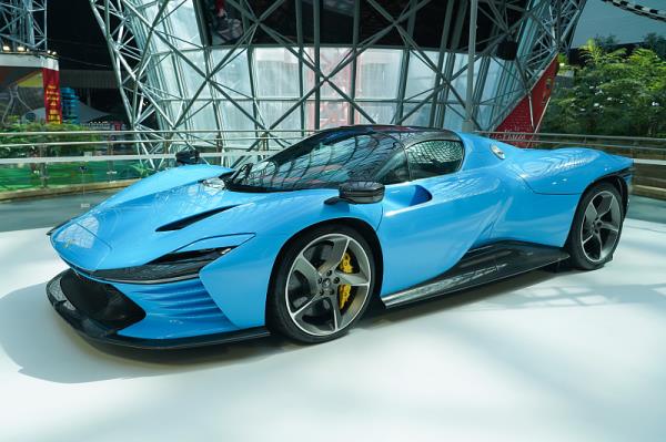 北京魏女士有多出来的燃油车-京K•X1***租赁出去