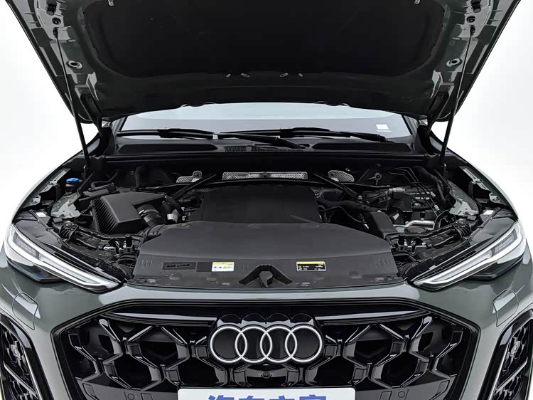 40万豪华SUV怎么选？沃尔沃XC60和奥迪Q5L谁更懂生活？