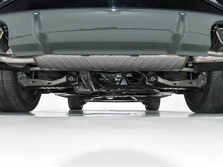 40万豪华SUV怎么选？沃尔沃XC60和奥迪Q5L谁更懂生活？