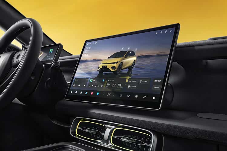 10万就能买到的后驱轿跑，零跑做出来了