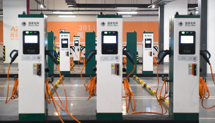 交通运输部：春运期间将多措并举保障新能源汽车高速公路充电需求